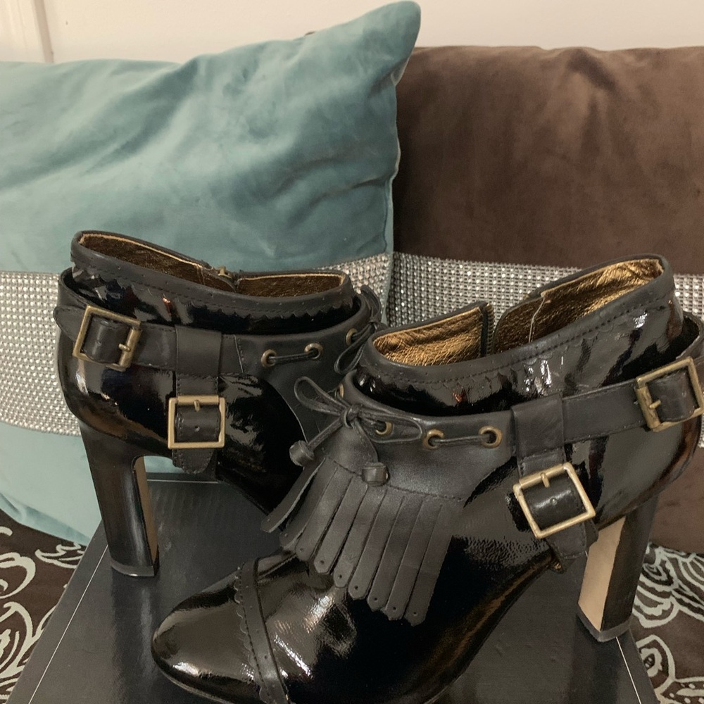 Women size 11 black patent leather ankle boots